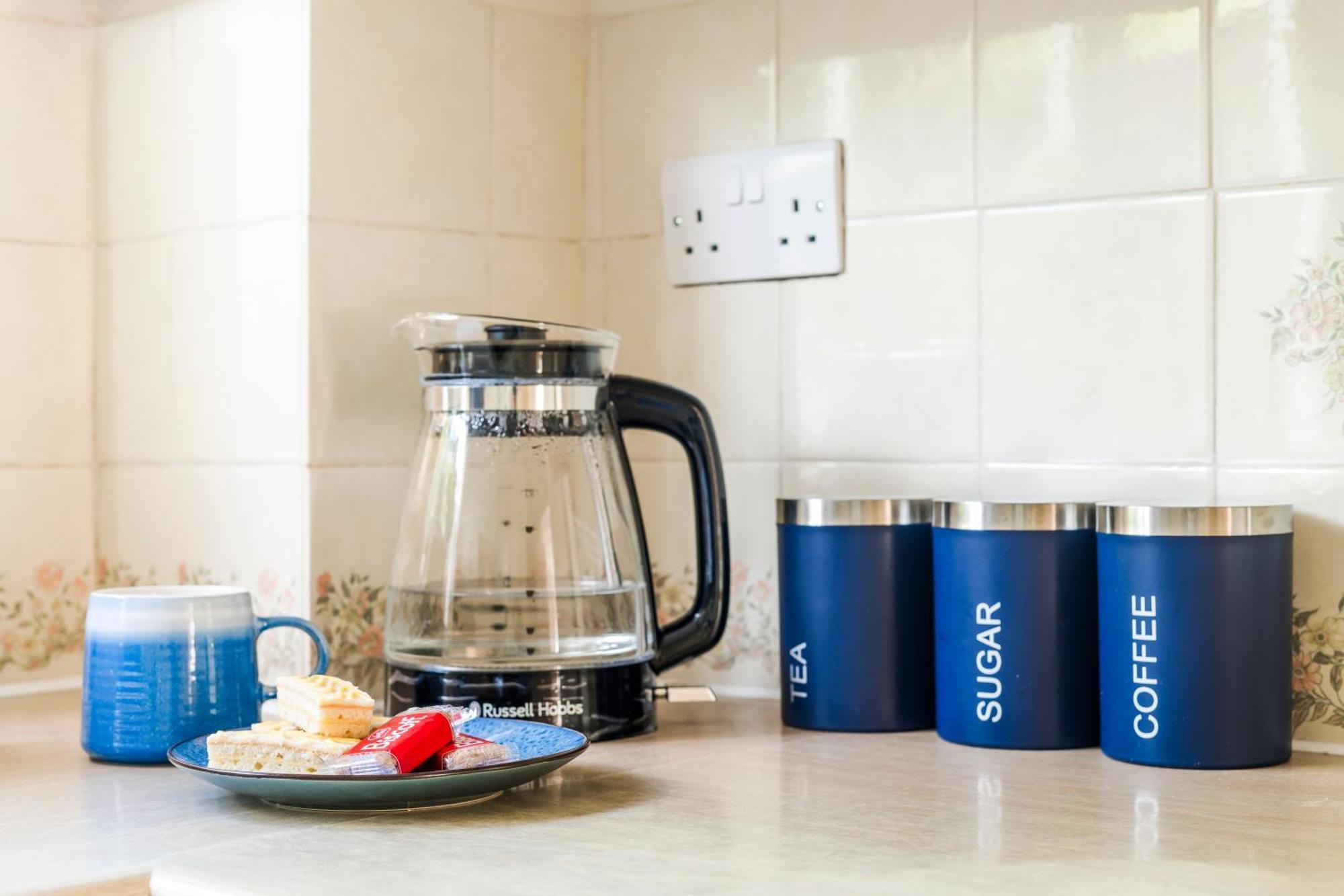 Leicester Oadby 4 Bed Home, 8 Guests, Park 5 Cars Buitenkant foto