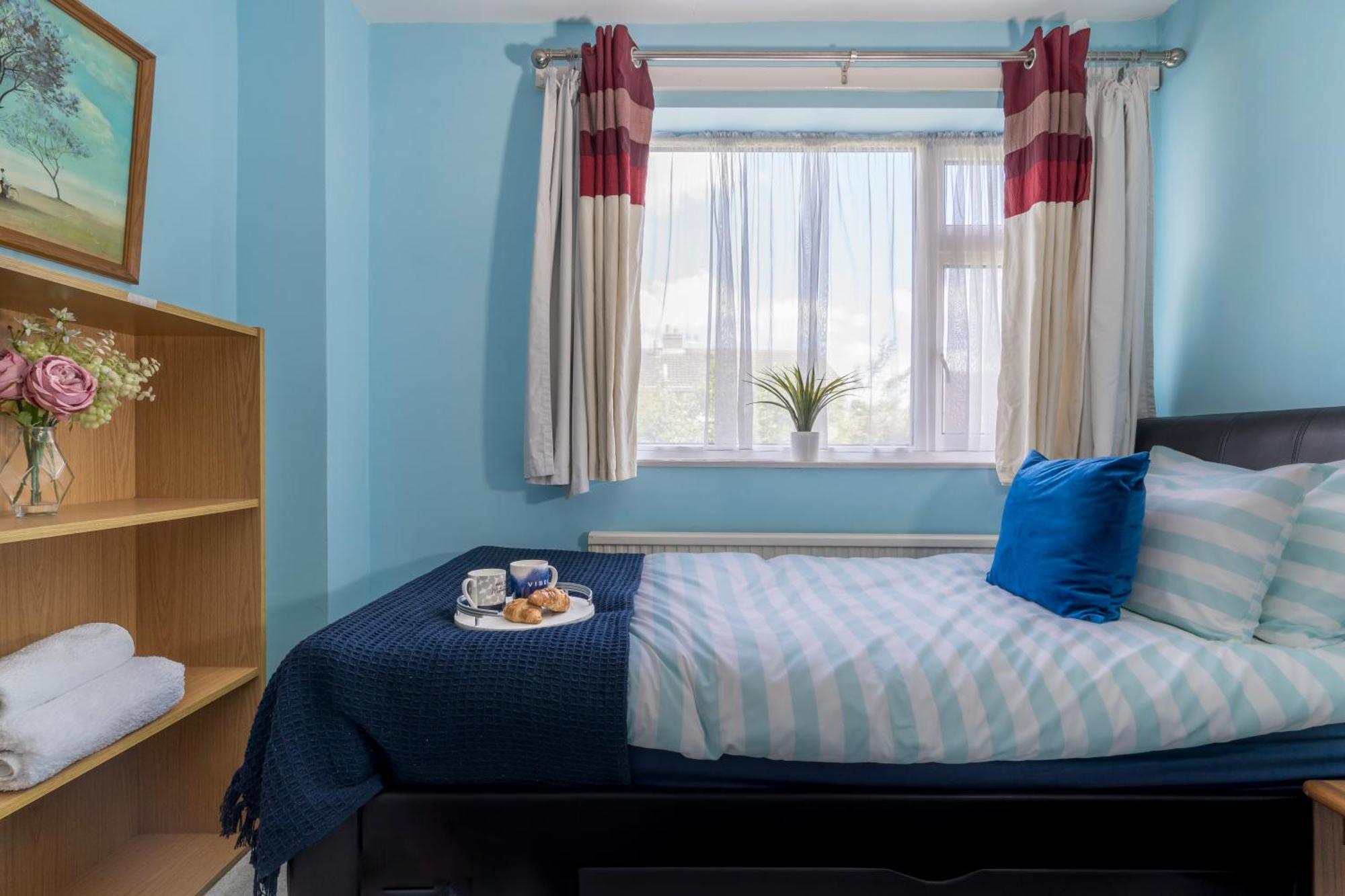 Leicester Oadby 4 Bed Home, 8 Guests, Park 5 Cars Buitenkant foto